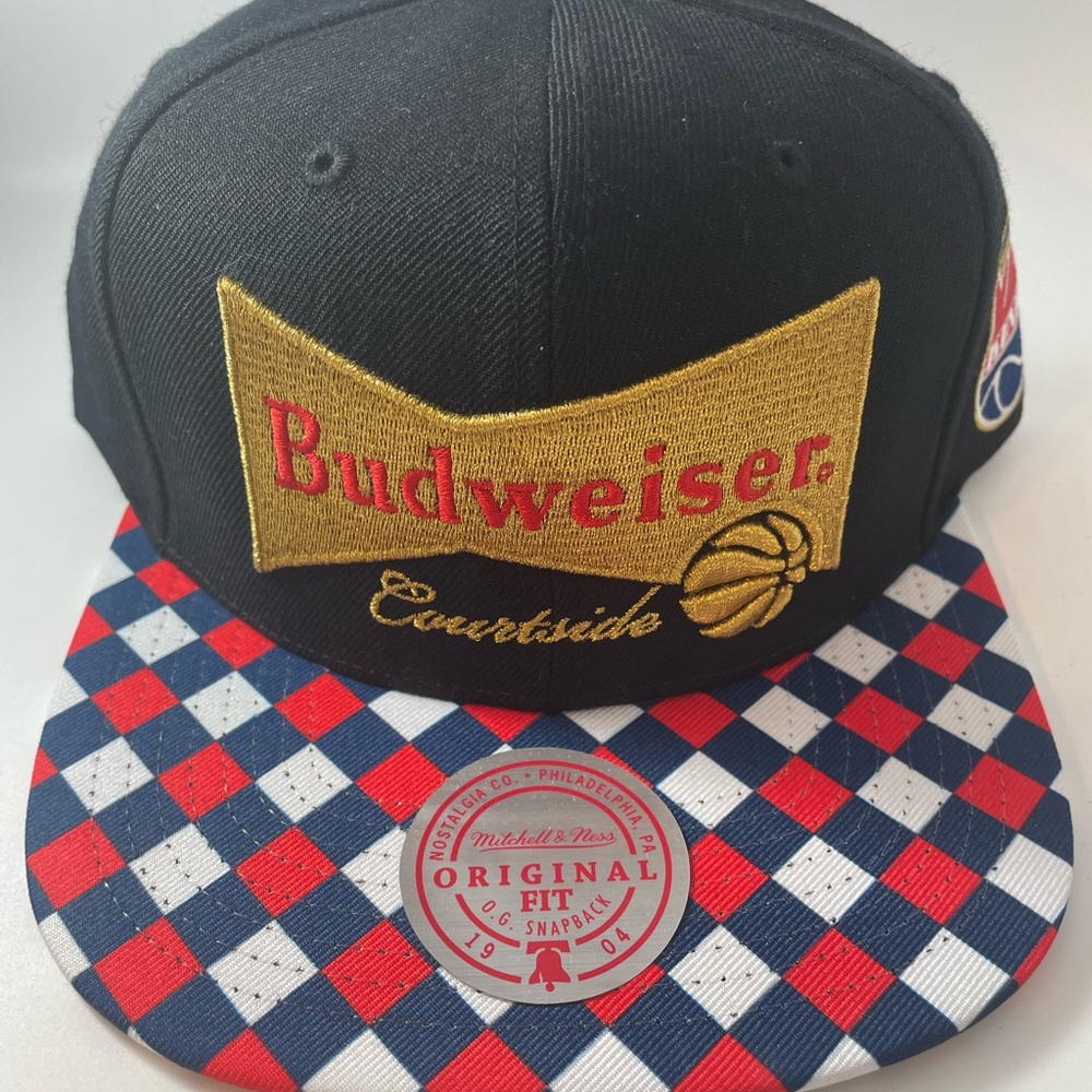 COPY - COPY - COPY - Mitchell & Ness Budweiser Edition Kings SnapBack Hat